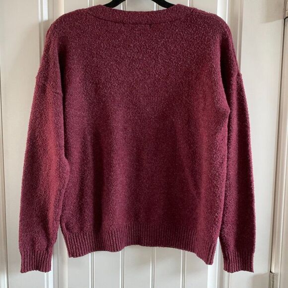 Adyson Parker Maroon Fuzzy V Neck Button Detail Sweater | Medium - Picture 5 of 6